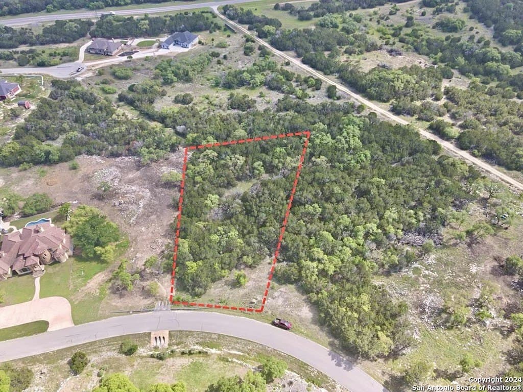 1.24 acres in Comal County - photo 2