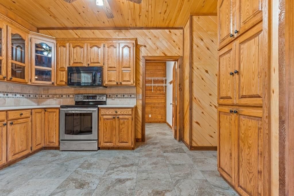 31.6 acres in Upshur County - photo 14