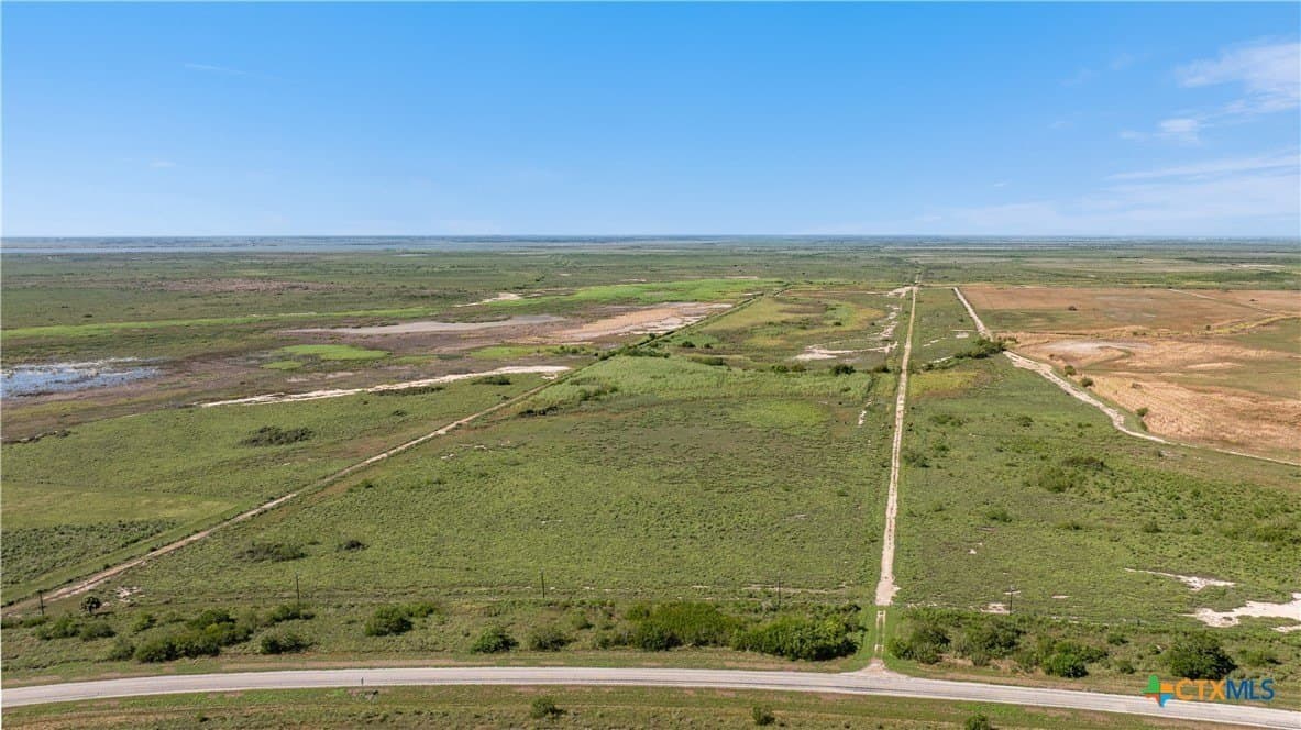 105 acres in Calhoun County - photo 2