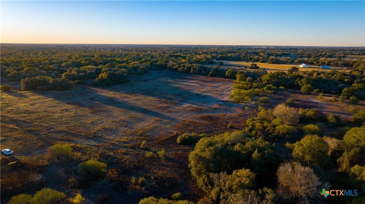 20.5 acres in DeWitt County - photo 5