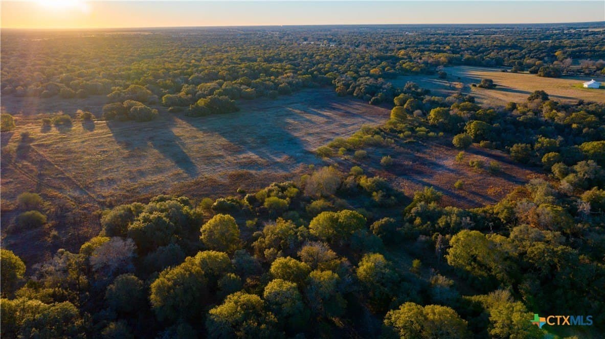 20.5 acres in DeWitt County - photo 6