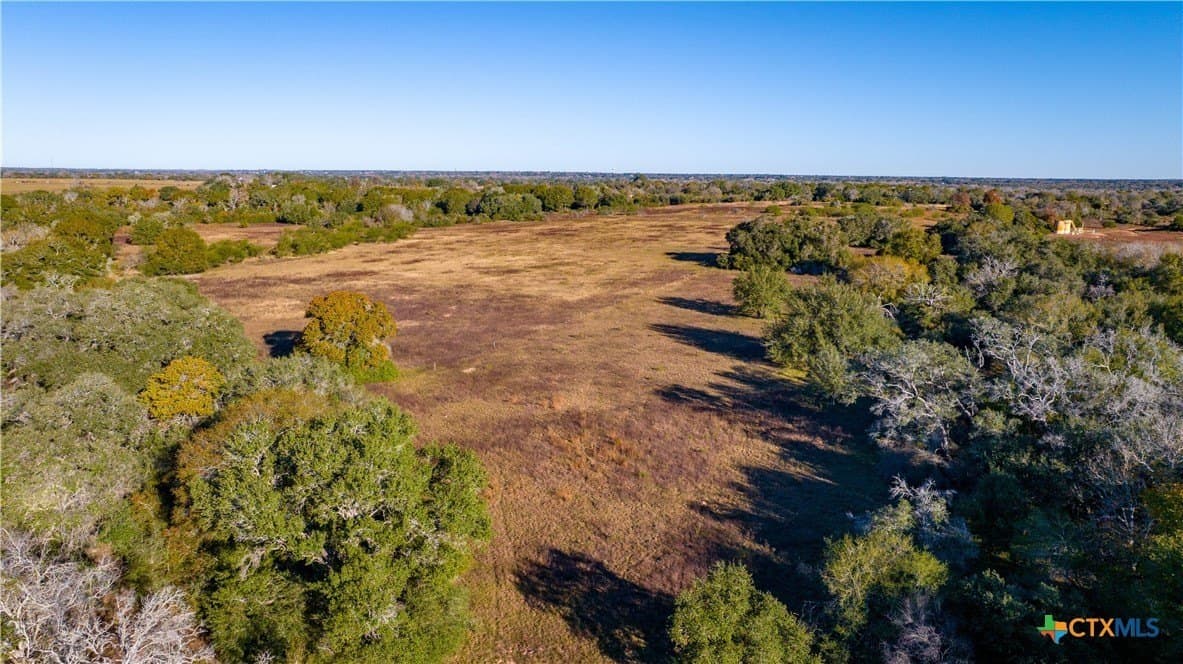 20.5 acres in DeWitt County - photo 12