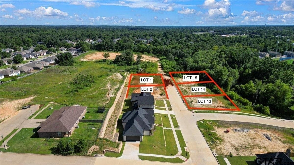 0.23 acres in Smith County - photo 4