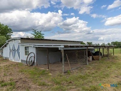 10.1 acres in Guadalupe County - photo 11