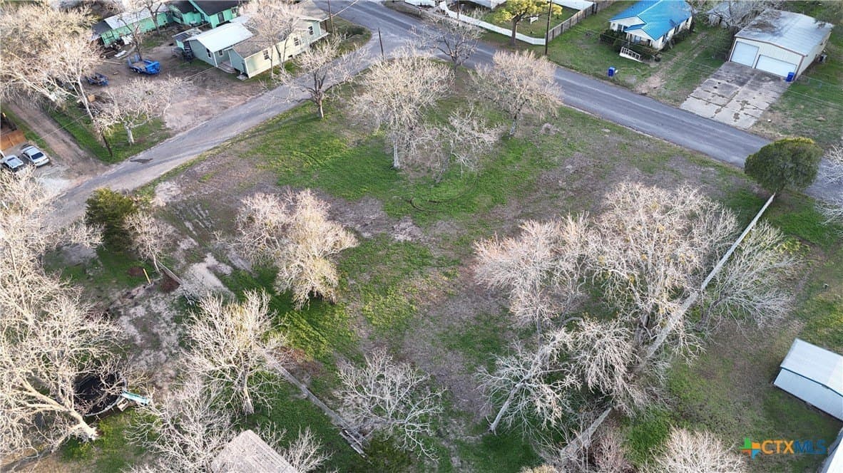 0.52 acres in Lavaca County - photo 13