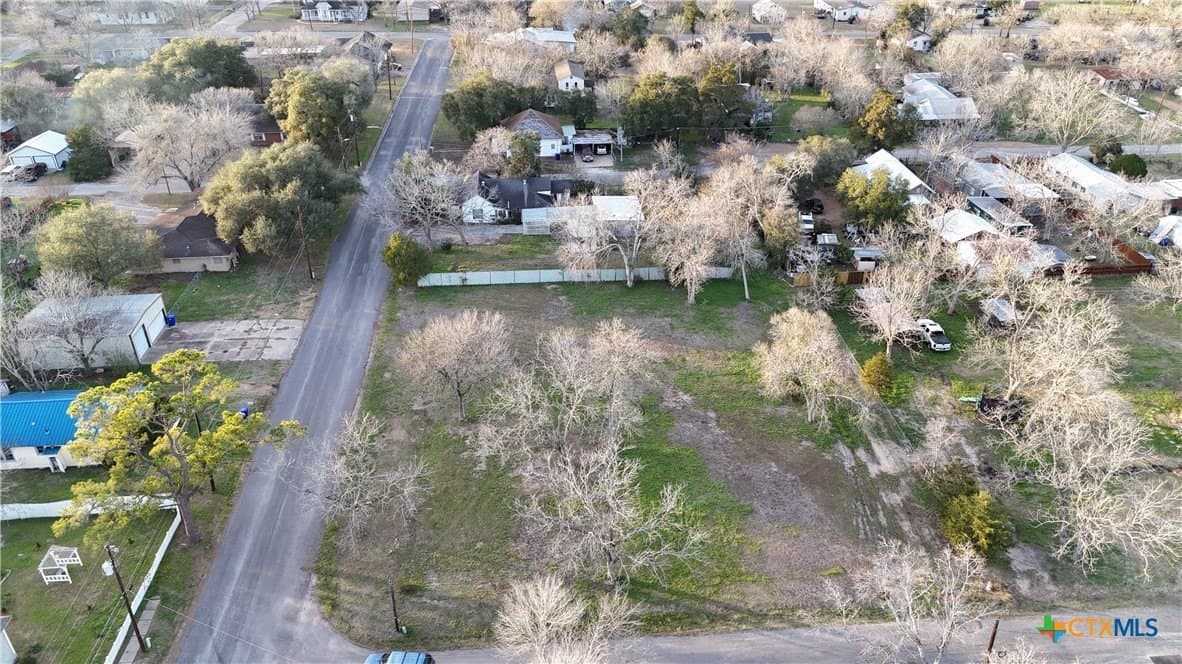0.52 acres in Lavaca County - photo 16