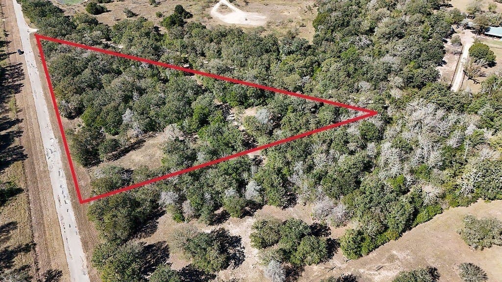 3.65 acres in Lee County - photo 3