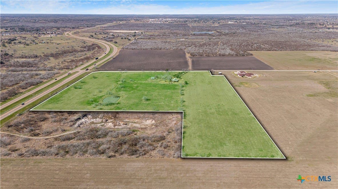 27.77 acres in Victoria County - photo 8
