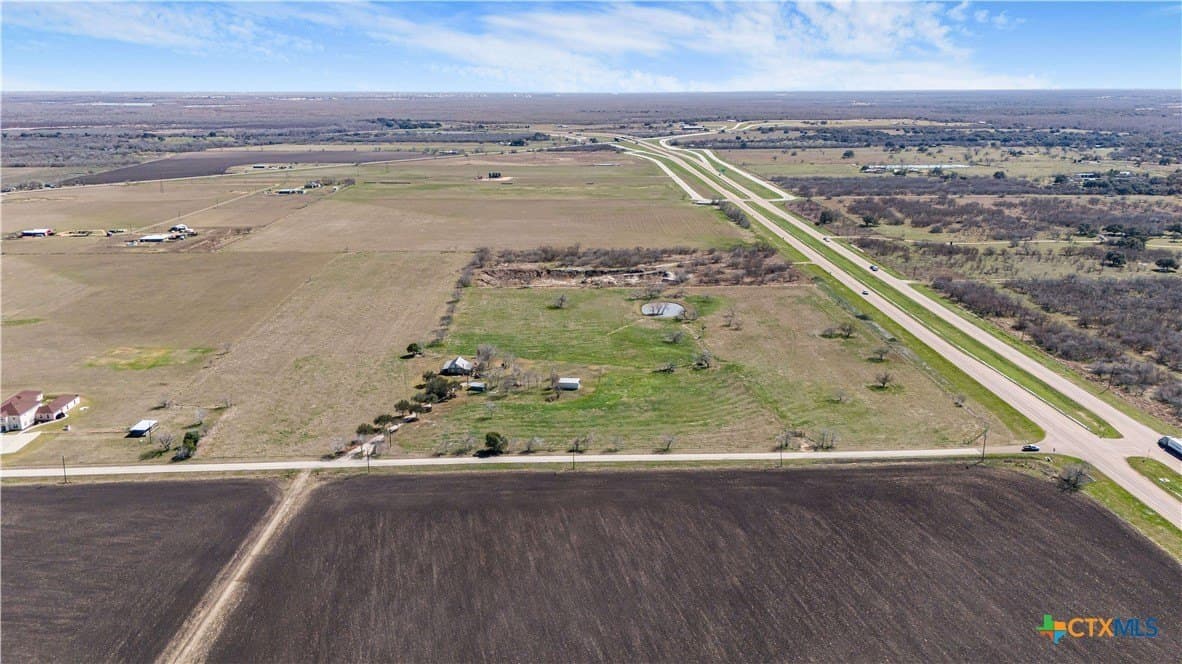 27.77 acres in Victoria County - photo 14