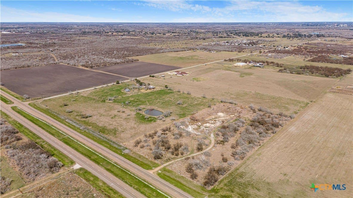 27.77 acres in Victoria County - photo 5
