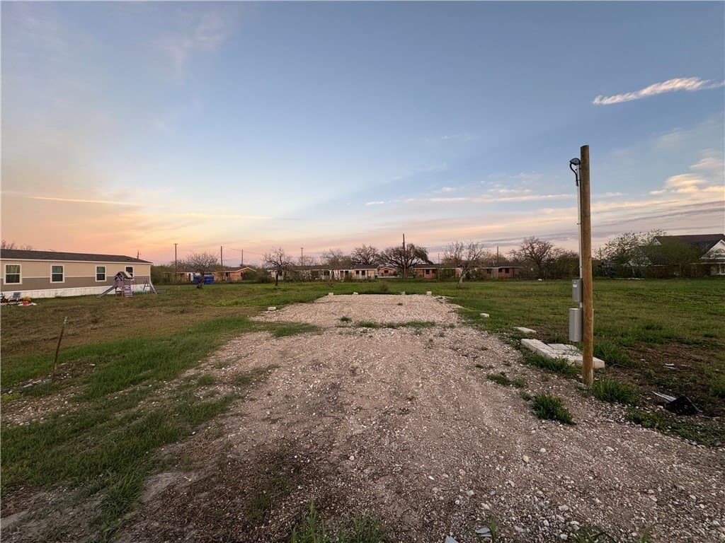 344 Packinghouse lot: 17