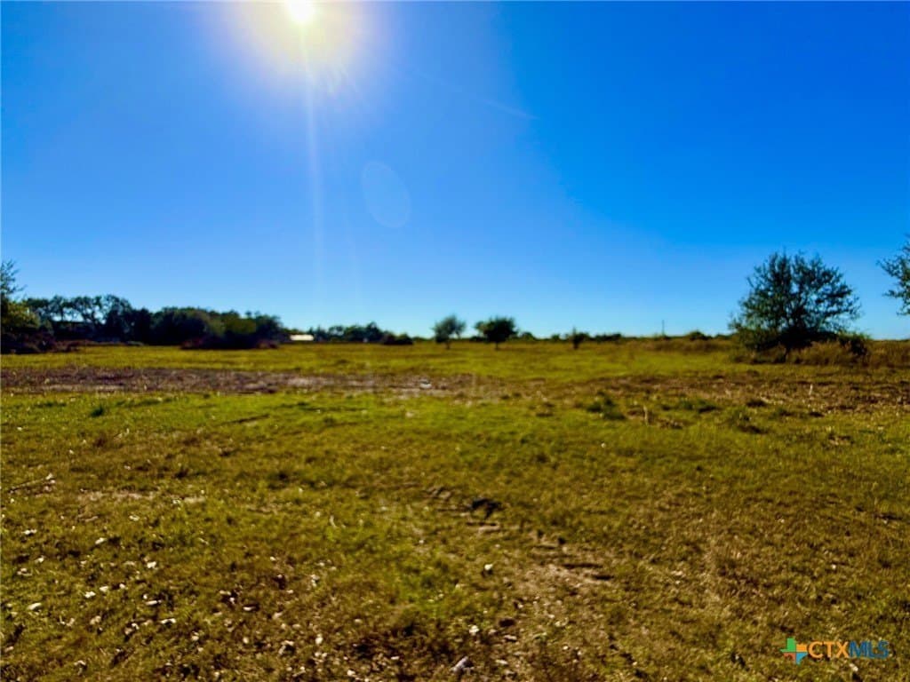 6.23 acres in Victoria County - photo 3