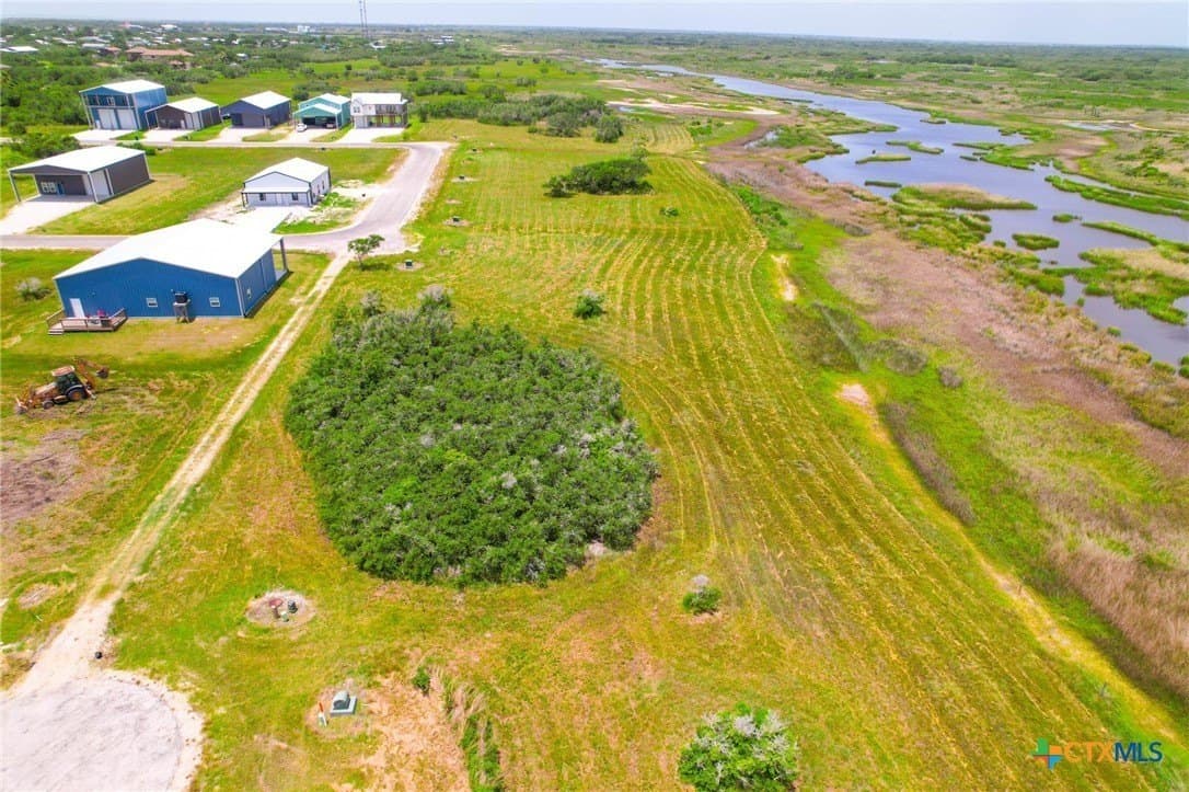 0.62 acres in Calhoun County - photo 17