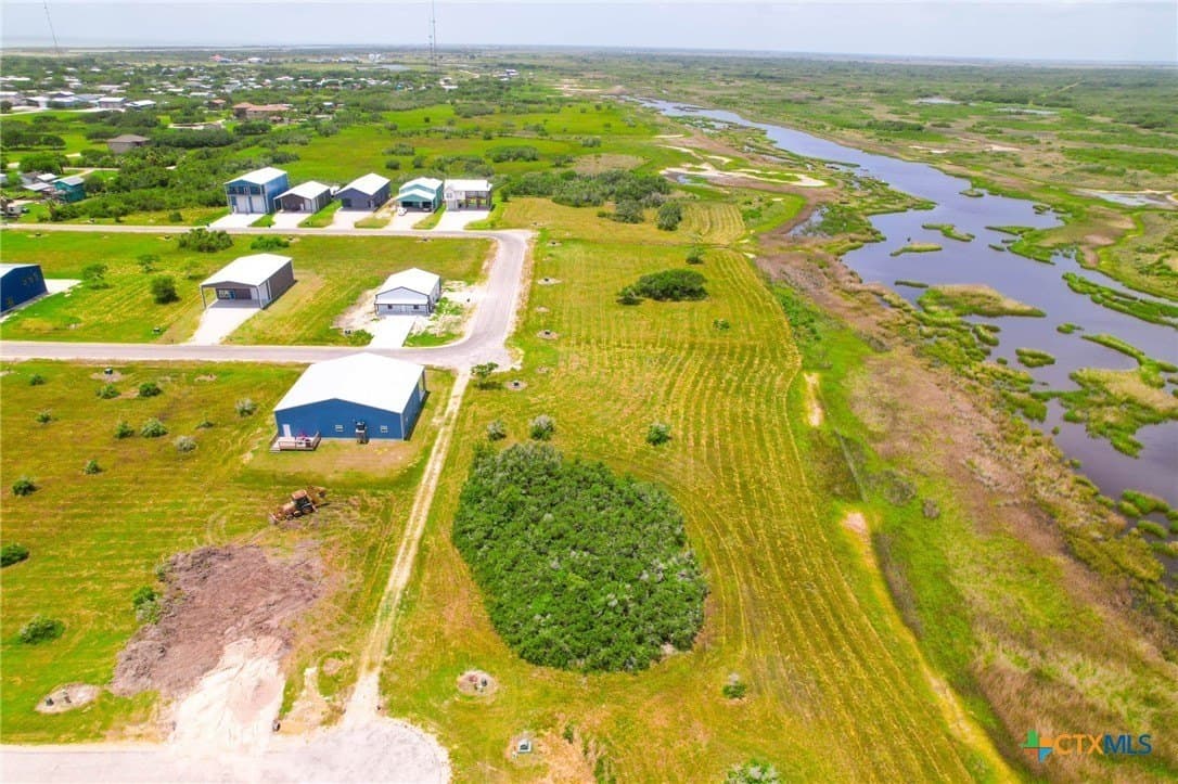 0.62 acres in Calhoun County - photo 15