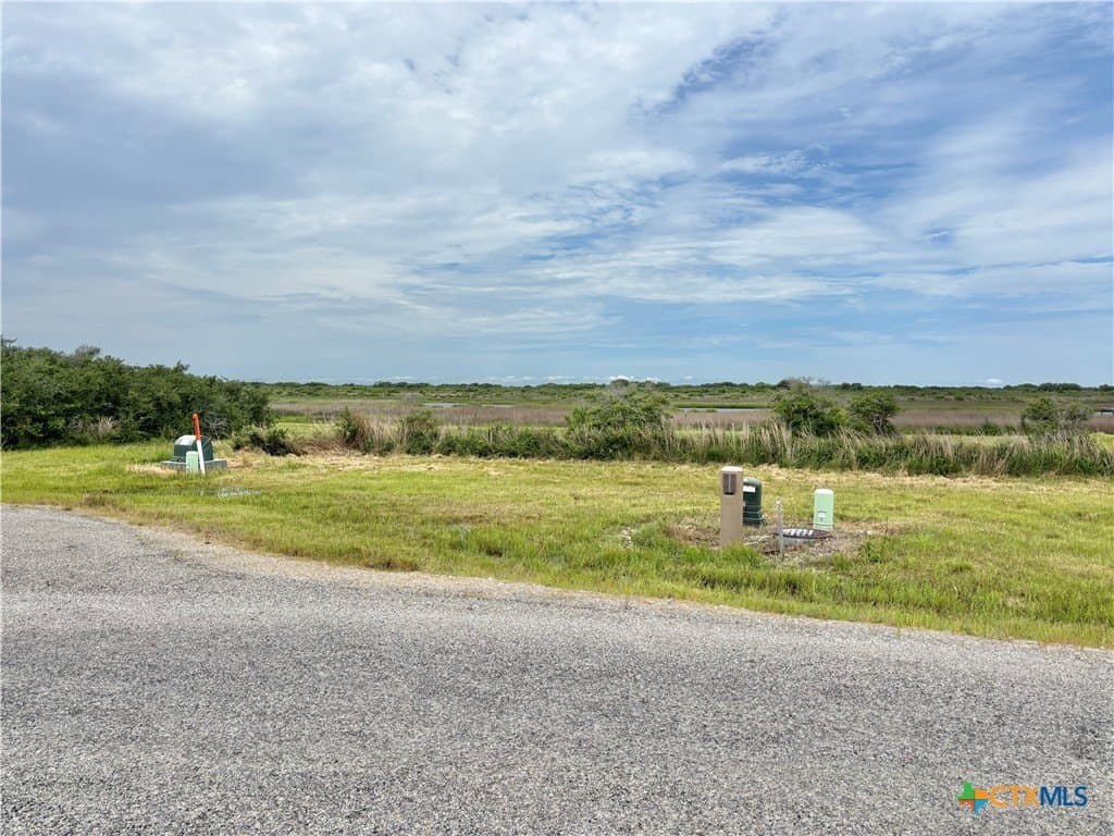 0.62 acres in Calhoun County - photo 43