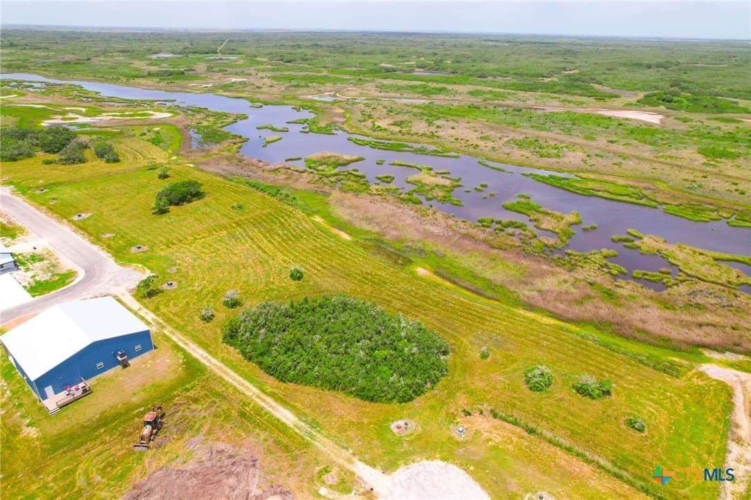 0.62 acres in Calhoun County - photo 18