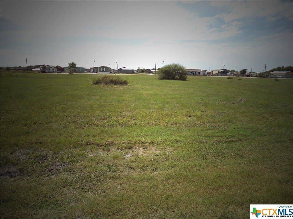 1009-1011 W Denver Avenue lot: 7, 8