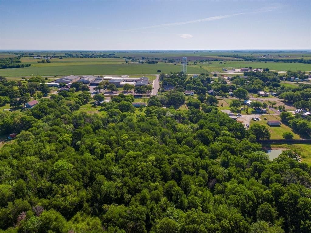 3.41 acres in Hill County - photo 9
