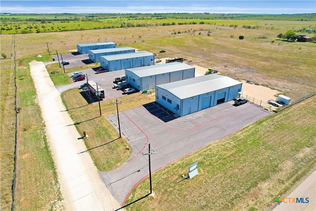10.78 acres in Williamson County - photo 4