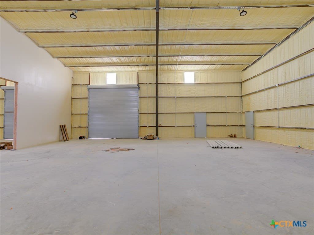 10.78 acres in Williamson County - photo 11