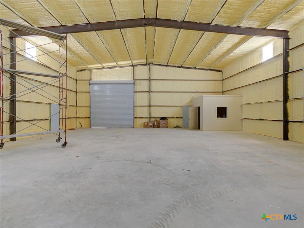 10.78 acres in Williamson County - photo 15