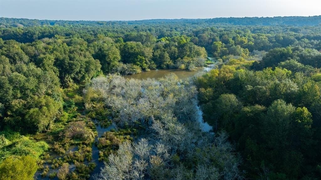 265 acres in Smith County - photo 9