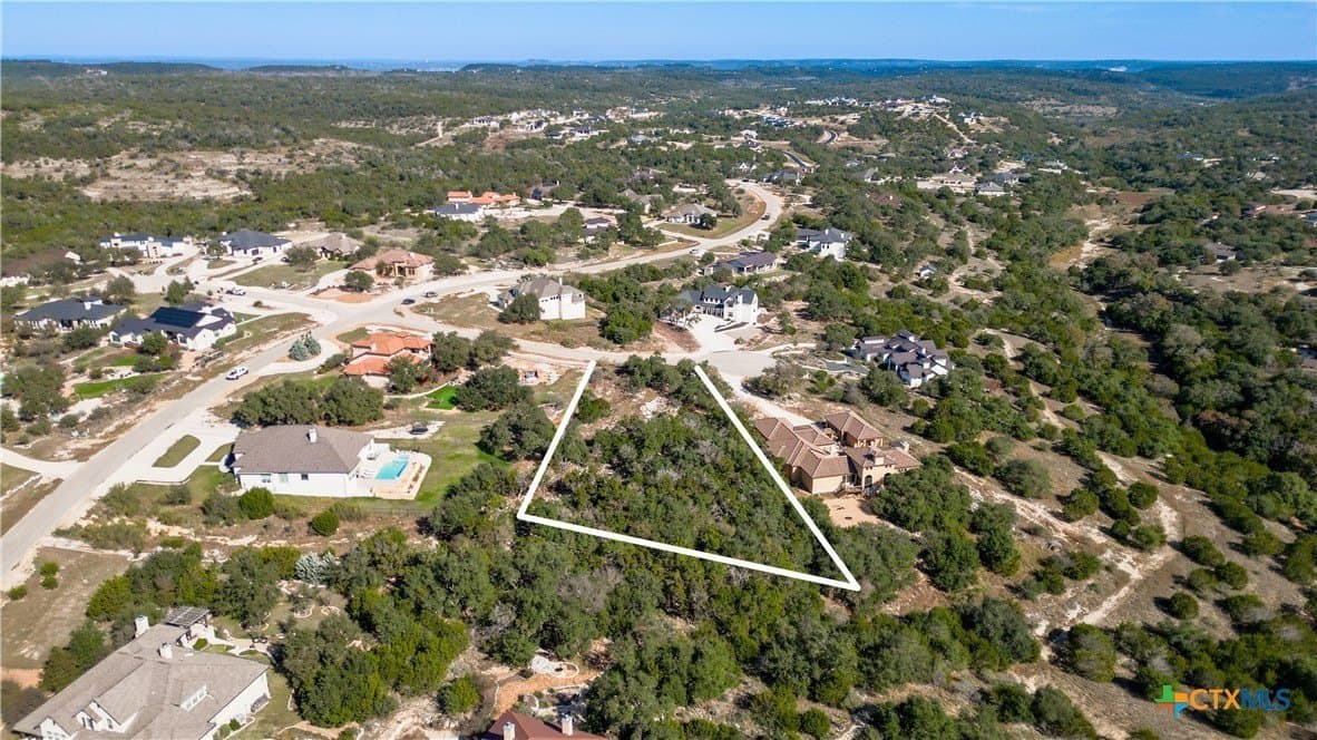 1.02 acres in Comal County - photo 3