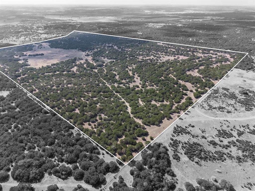 228.95 acres in Hamilton County - photo 2
