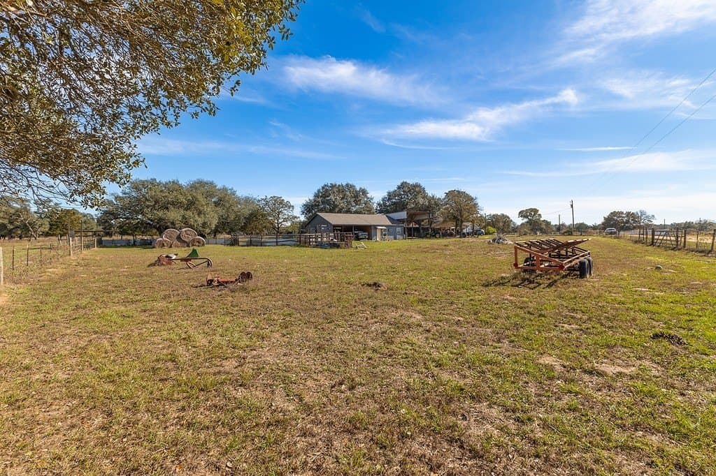 48 acres in Lavaca County - photo 22