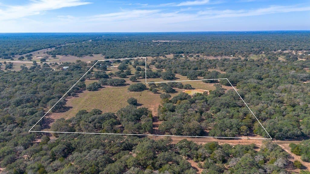 48 acres in Lavaca County - photo 4