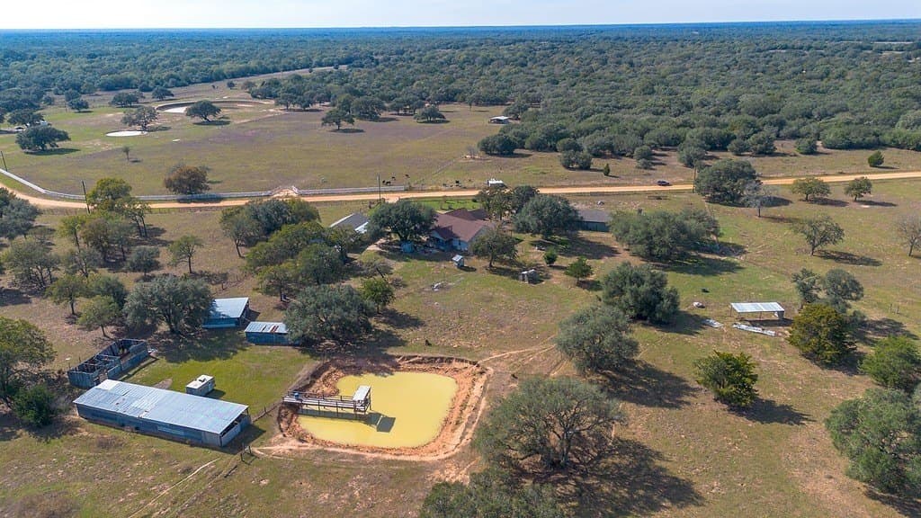 48 acres in Lavaca County - photo 7