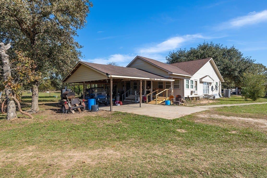 48 acres in Lavaca County - photo 20