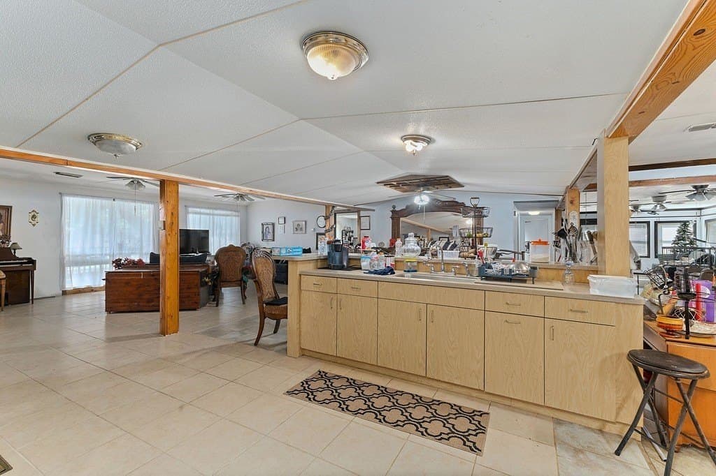 48 acres in Lavaca County - photo 11