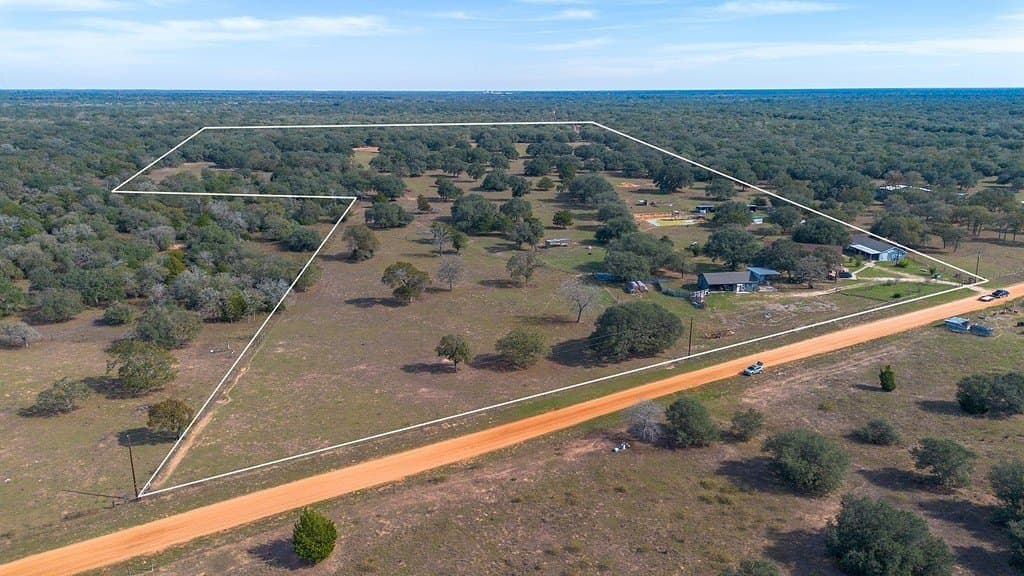 1009 Private Rd 1024