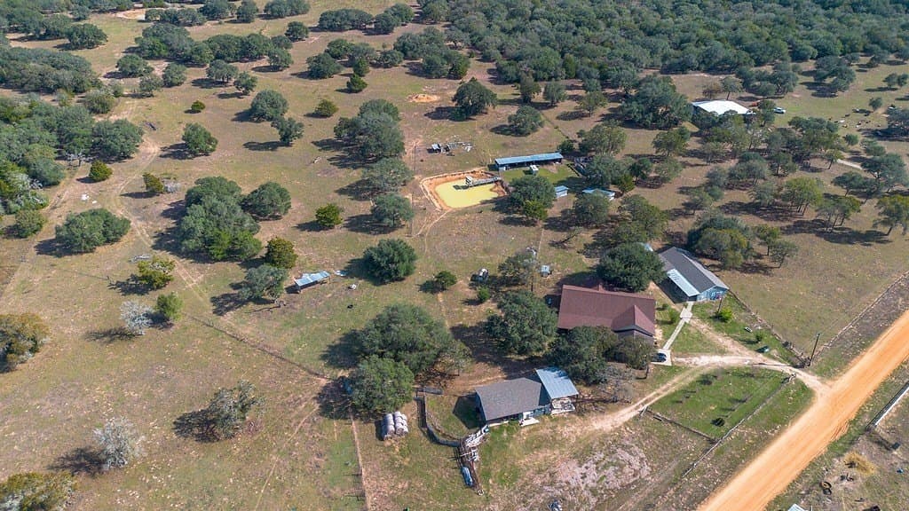 48 acres in Lavaca County - photo 6