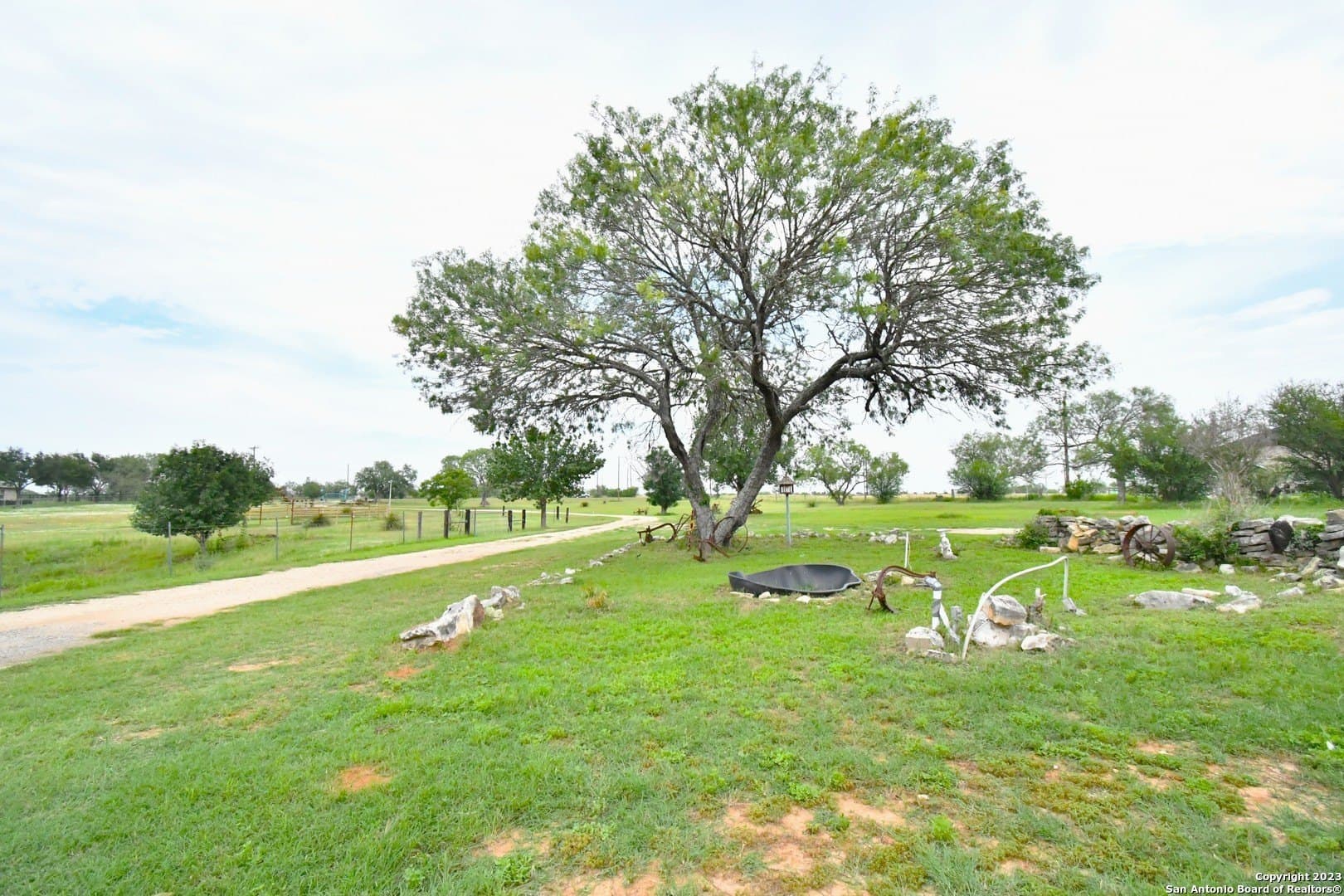 15 acres in Bexar County - photo 6