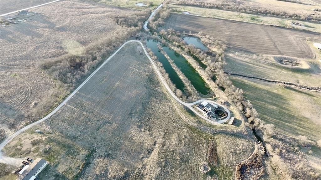 13.97 acres in Navarro County - photo 4