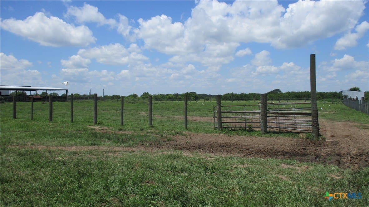 412.21 acres in Brazoria County - photo 8