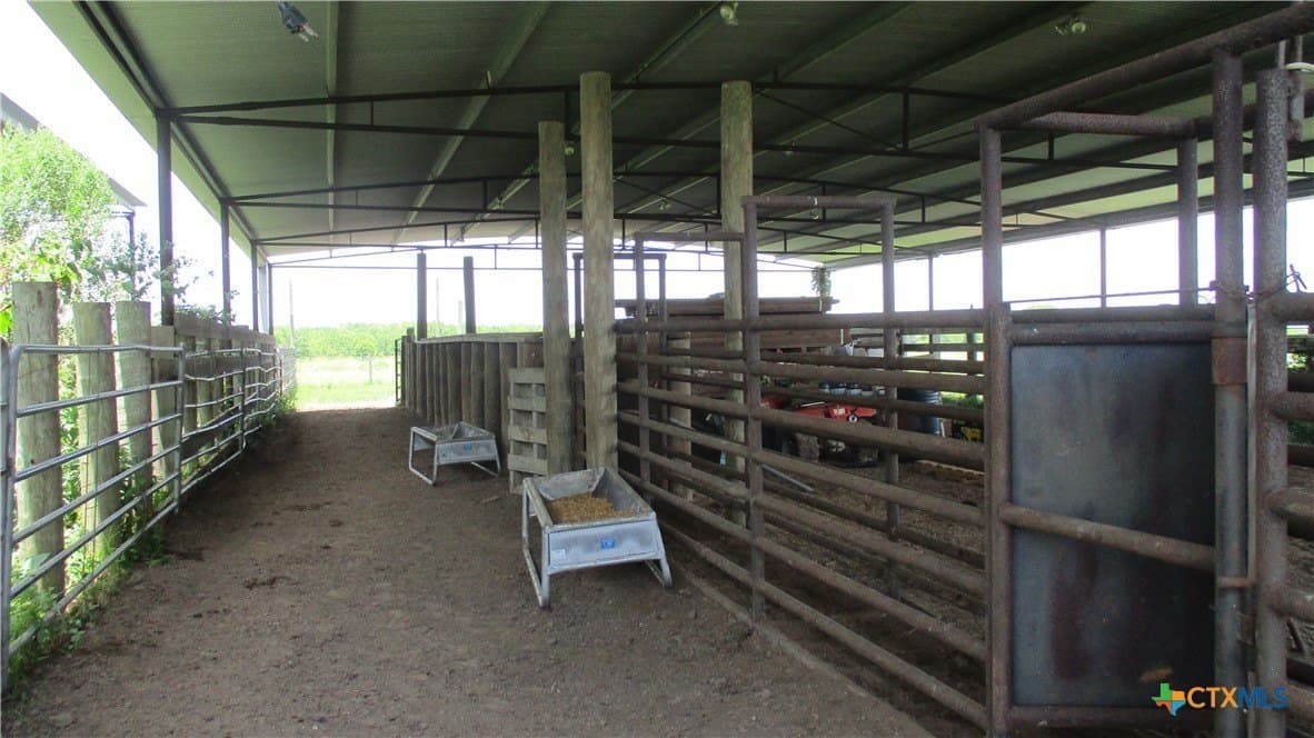 412.21 acres in Brazoria County - photo 6