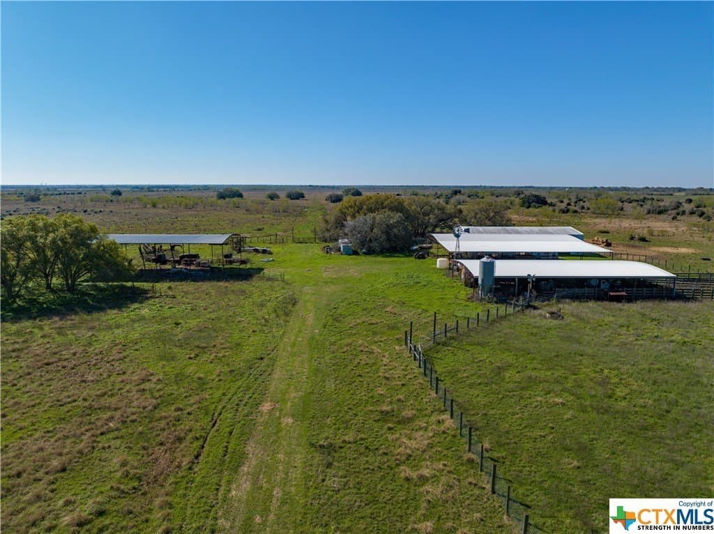 412.21 acres in Brazoria County - photo 2