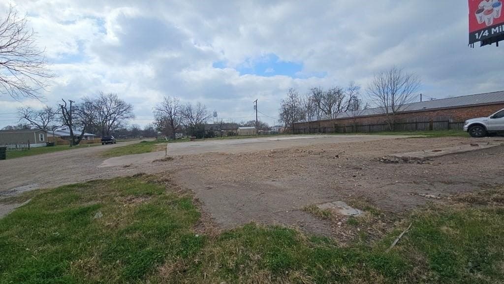 0.24 acres in Navarro County - photo 16