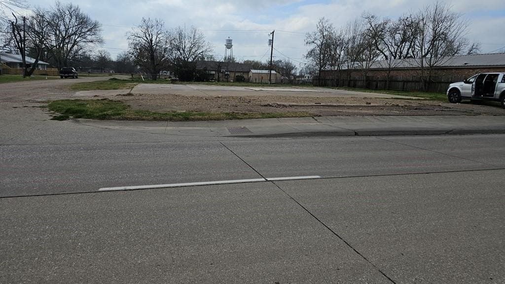 0.24 acres in Navarro County - photo 3