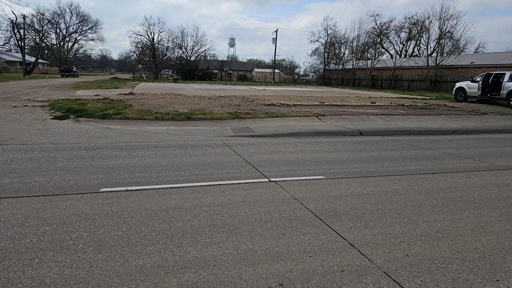 0.24 acres in Navarro County - photo 4