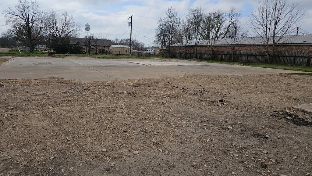 0.24 acres in Navarro County - photo 2
