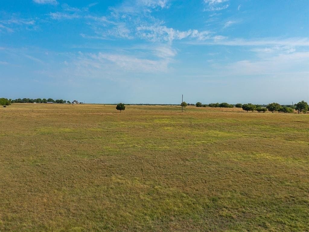 2 acres in Ellis County - photo 10