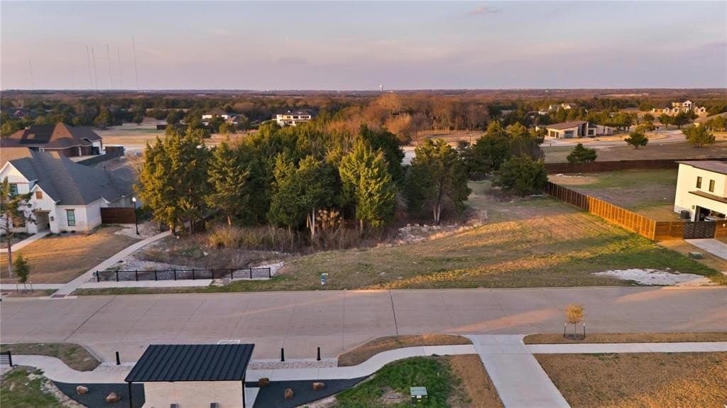 0.84 acres in Ellis County - photo 3