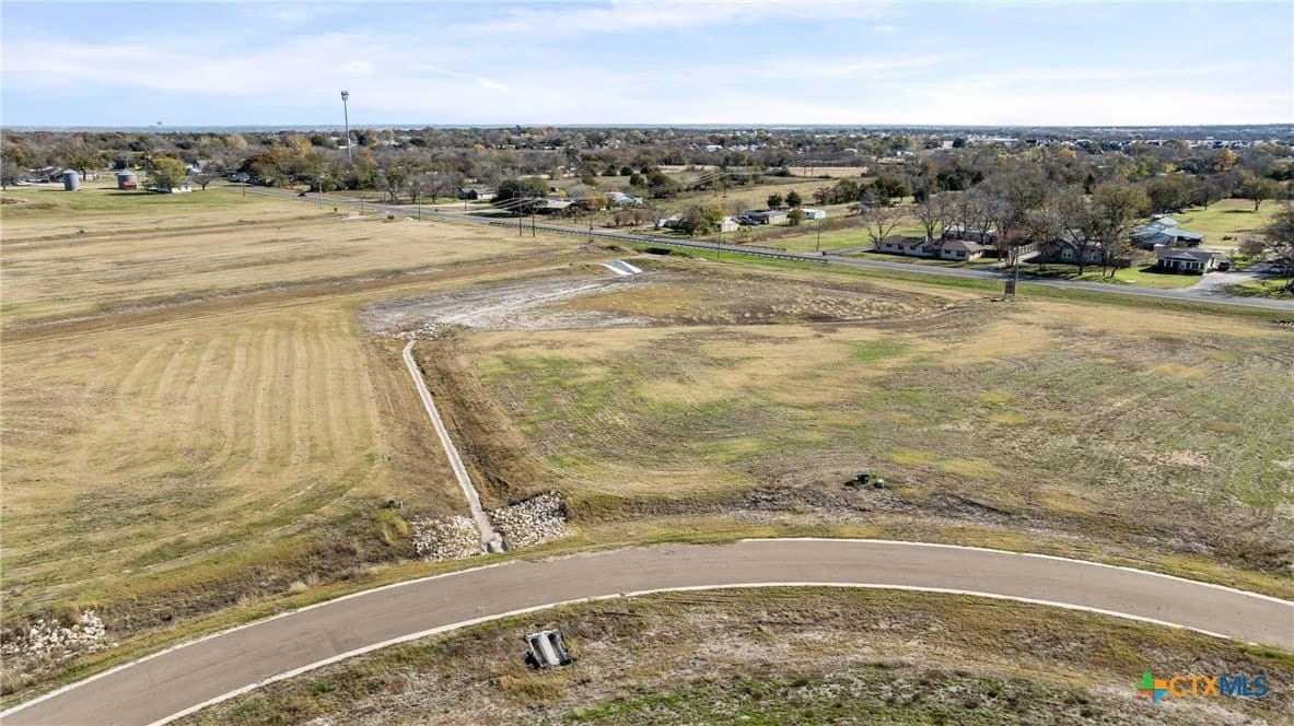 0.77 acres in McLennan County - photo 9