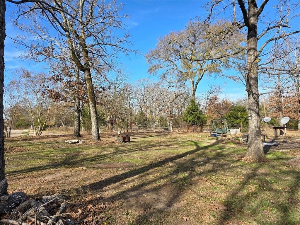 2 acres in Van Zandt County - photo 11