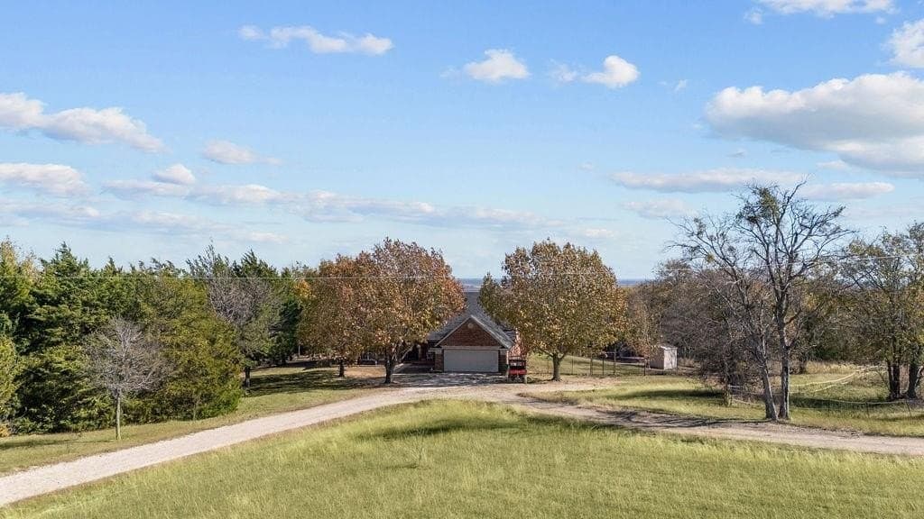 25.1 acres in Ellis County - photo 35