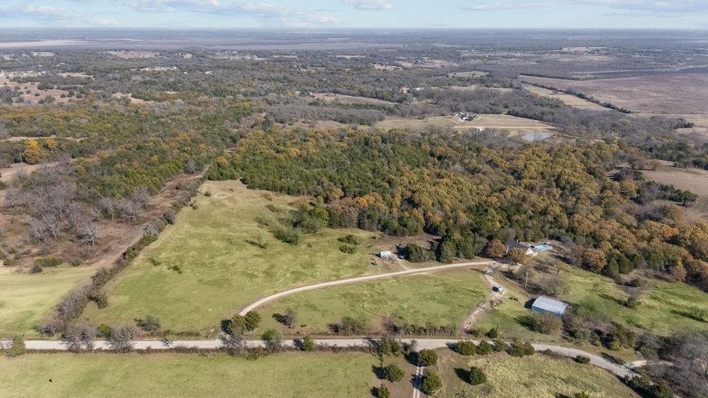 25.1 acres in Ellis County - photo 31